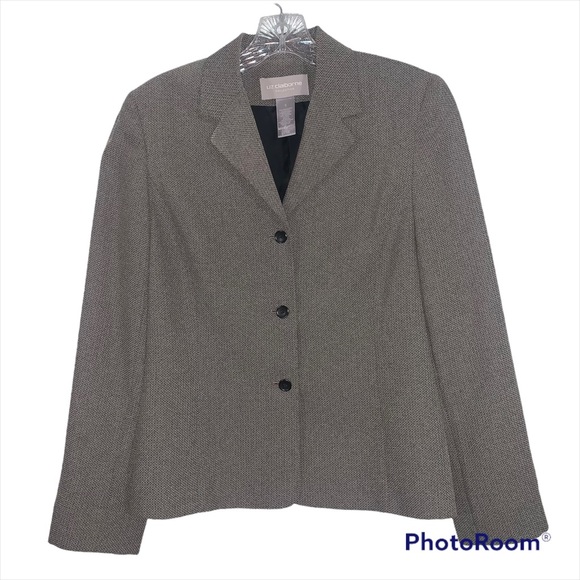 Liz Claiborne Jackets & Blazers - Liz Claiborne size 6 blazer